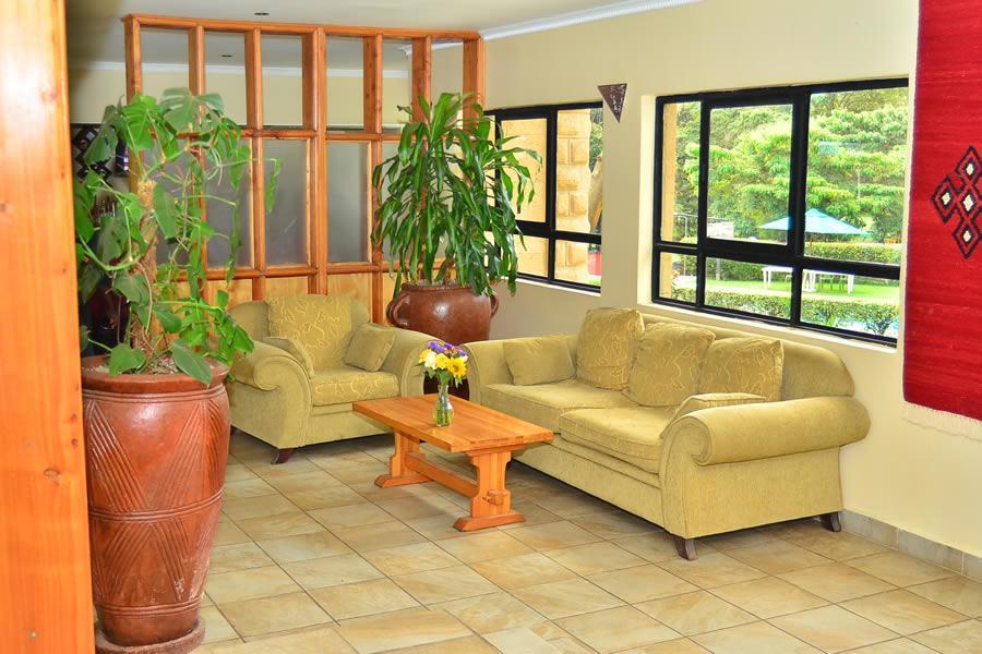 Fish Eagle Inn Naivasha Extérieur photo
